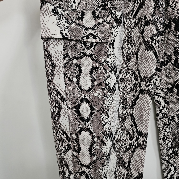 Express snake ankle pants - Picture 3 of 4